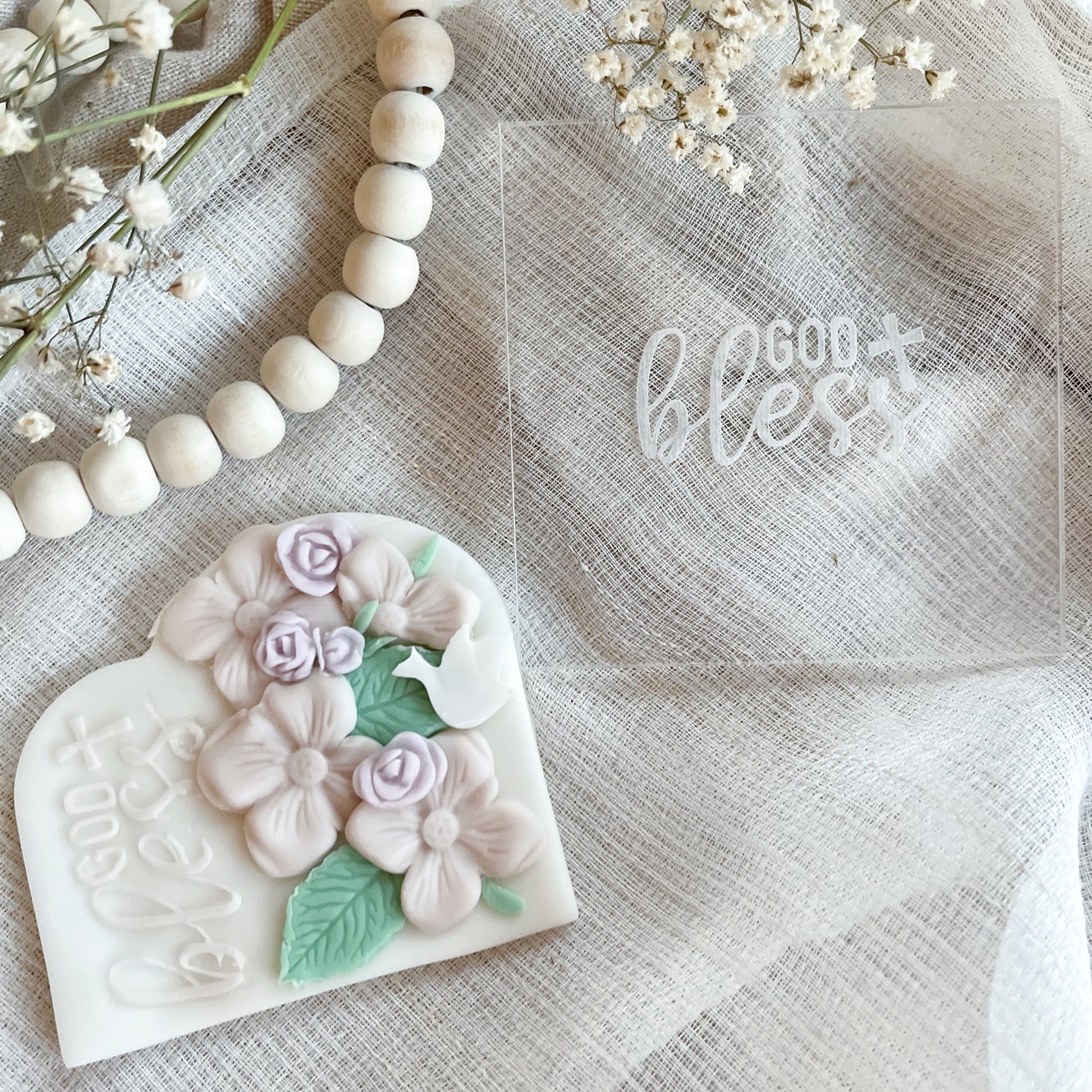 Spiritual “God Bless” cookie embosser with cross, perfect for baptisms, christenings, or religious celebrations.