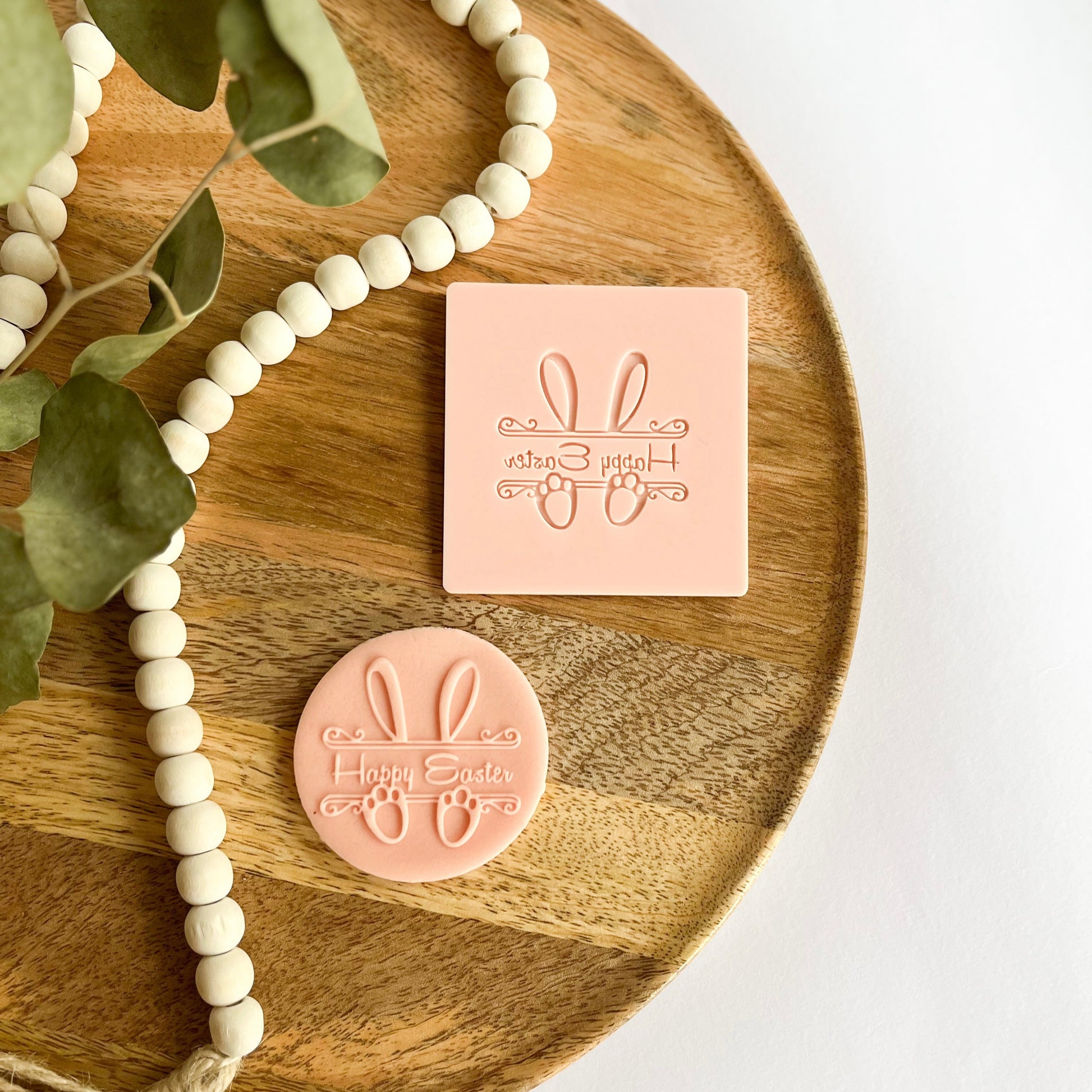 Happy Easter Bunny embossed cookie cutter – a fun and festive design for Easter cookies.