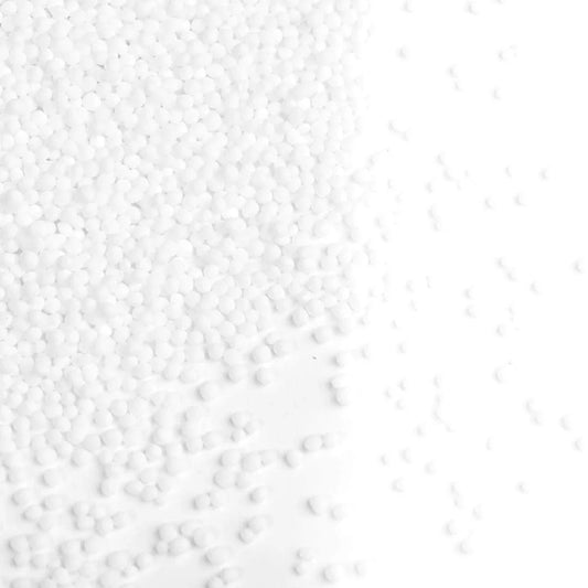 White Simplicity sprinkle mix – elegant white sprinkles perfect for weddings, birthdays, and minimalist cake decorating.

