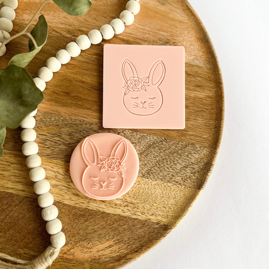 Spring Bunny embossed cookie cutter – adorable Easter-themed cookie decoration tool.