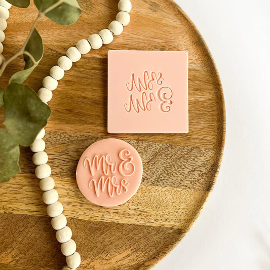 Mr. & Mrs. Classic embossed cookie cutter – perfect for wedding, bridal shower, and anniversary cookie decorating.